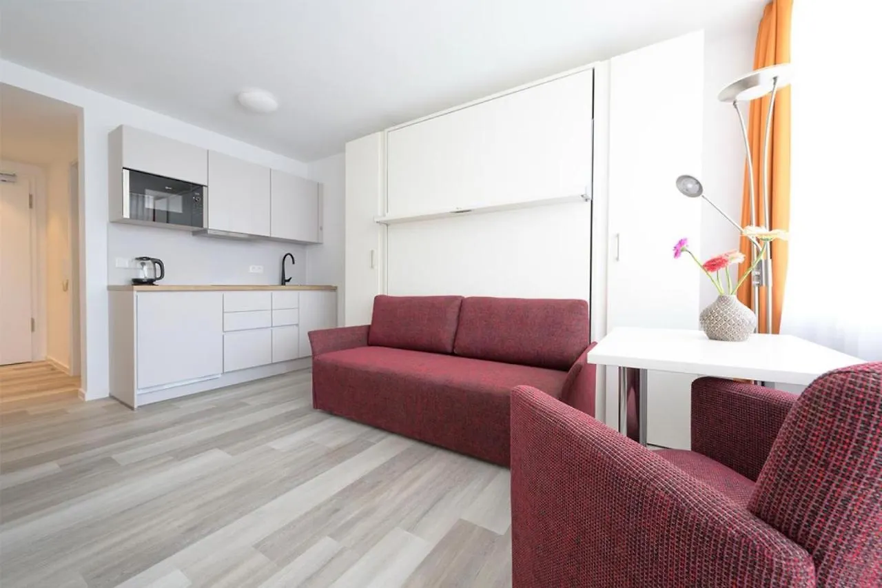 Huber Living Basic 102 Apartamento Germering